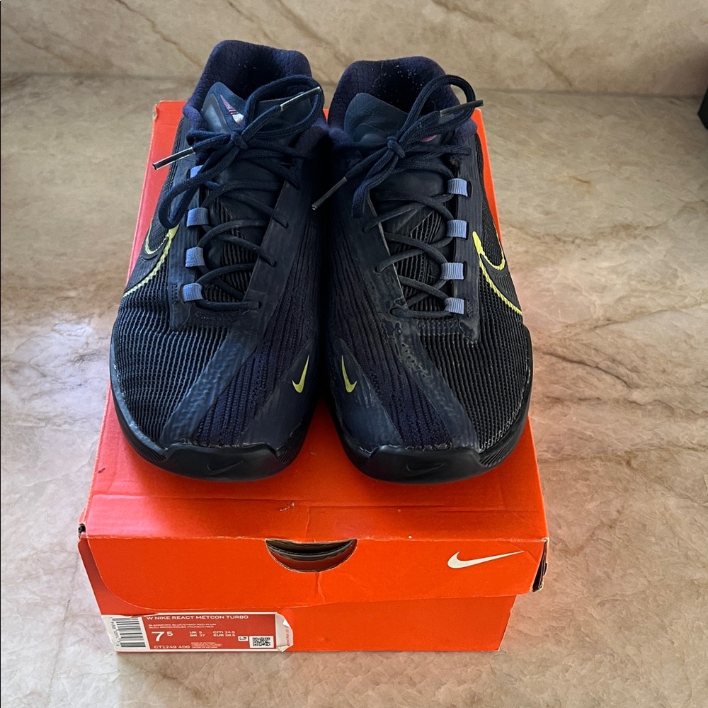 Nike Women’s React Metcon Turbo Shoes - size 7.5